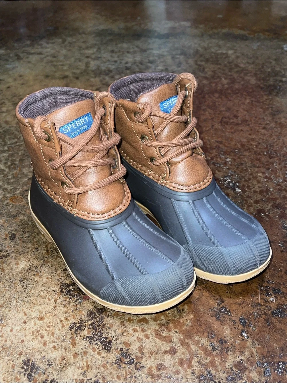 Sperry Kids Brown & Gray Waterproof Lace Duck Boots